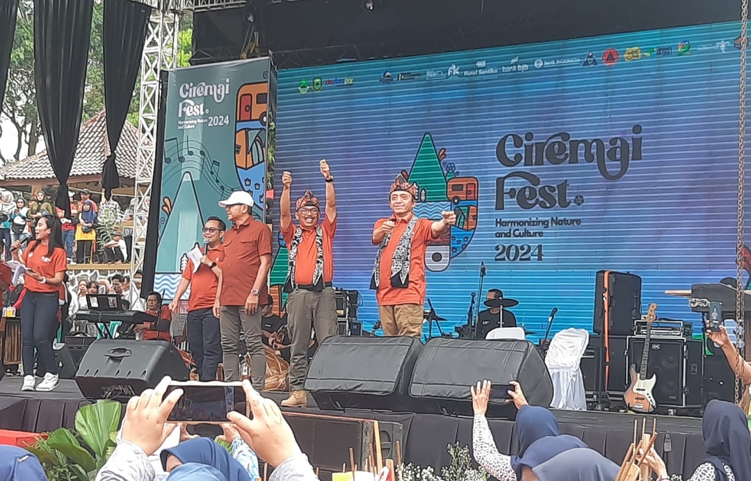 Rencana Wisata Olahraga Sambil Eksplorasi Budaya Lokal